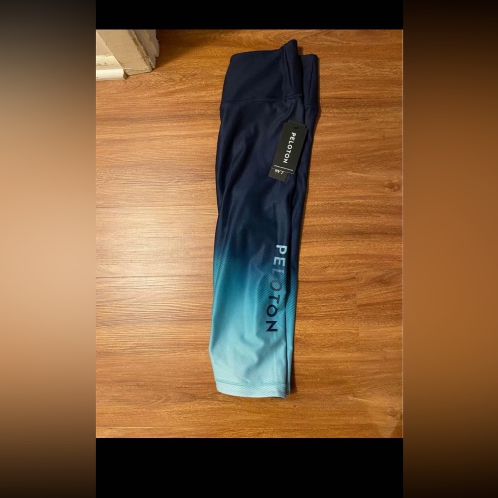 Peloton Capris Sz XXL